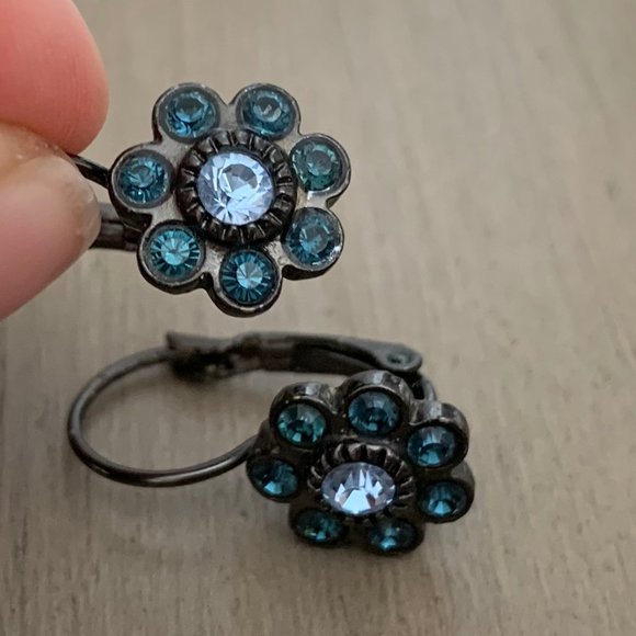 Blue 20s style lever back dangle earrings - Picture 3 of 6